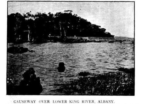 The original Lower King Bridge, taken from the new Reserve, April 1905. 110 years later, the 2015 photo on the Home-page was also from here.